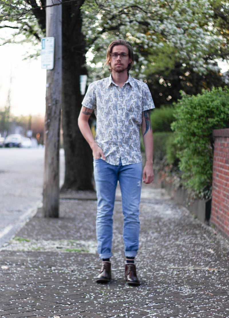 The Kentucky Gent as part of Sun Tan City's Style Squad in Kennington Paisley Shirt, HM Jeans, Steve Madden Bronxxx Boots, Soxy Socks, and Original Penguin Glasses.