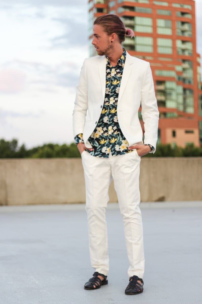 The Kentucky Gent in H&M Floral Woven, H&M White Suit Jacket, H&M White Dress Pant Slacks, and Zara Sandals.