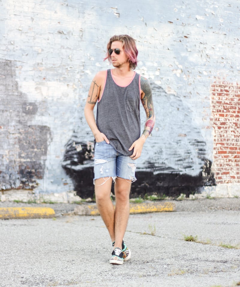 The Kentucky Gent in Aeropostale Ringer Tank Top, Levi's Cut Off Shorts, Bucketfeet Shoes, and Ray Ban Wayfarers.