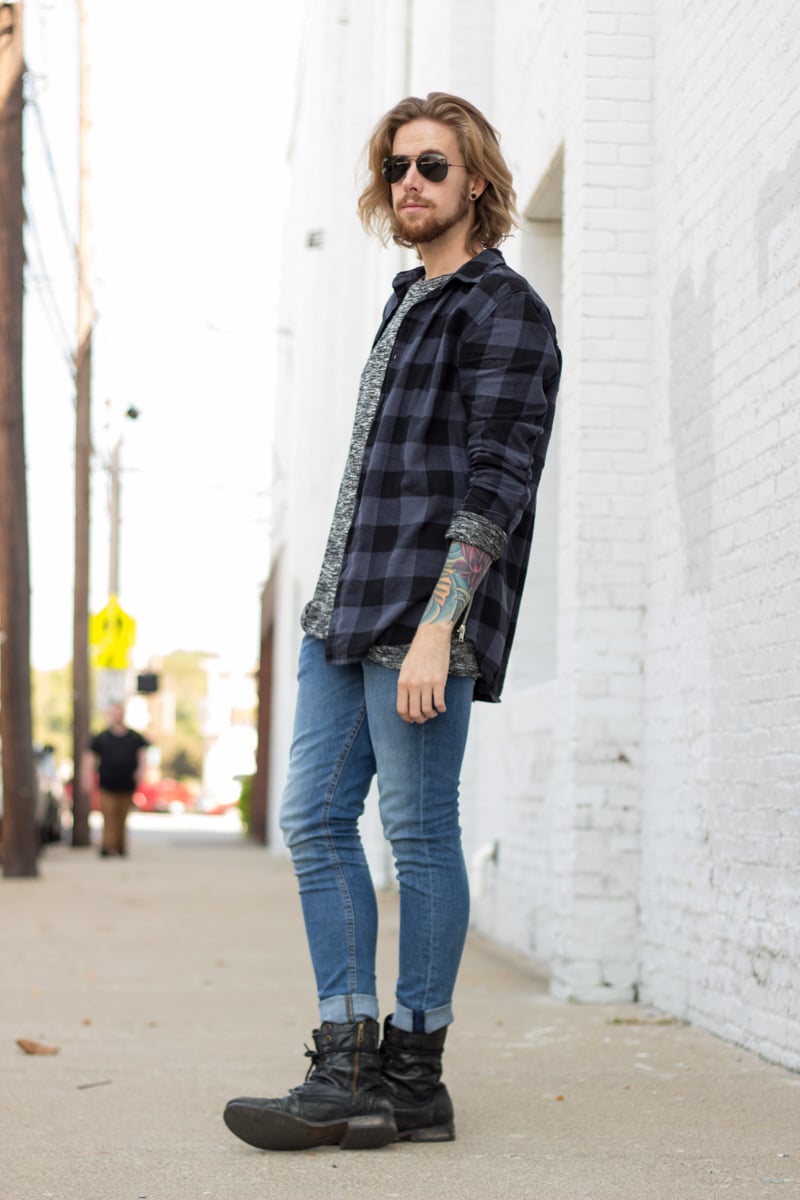The Kentucky Gent in H&M Lightweight Sweater, H&M Side Zip Buffalo Plaid Shirt, H&M Skinny Jeans, Steve Madden Troopah Boots, and Ray-Ban Aviator Sunglasses.