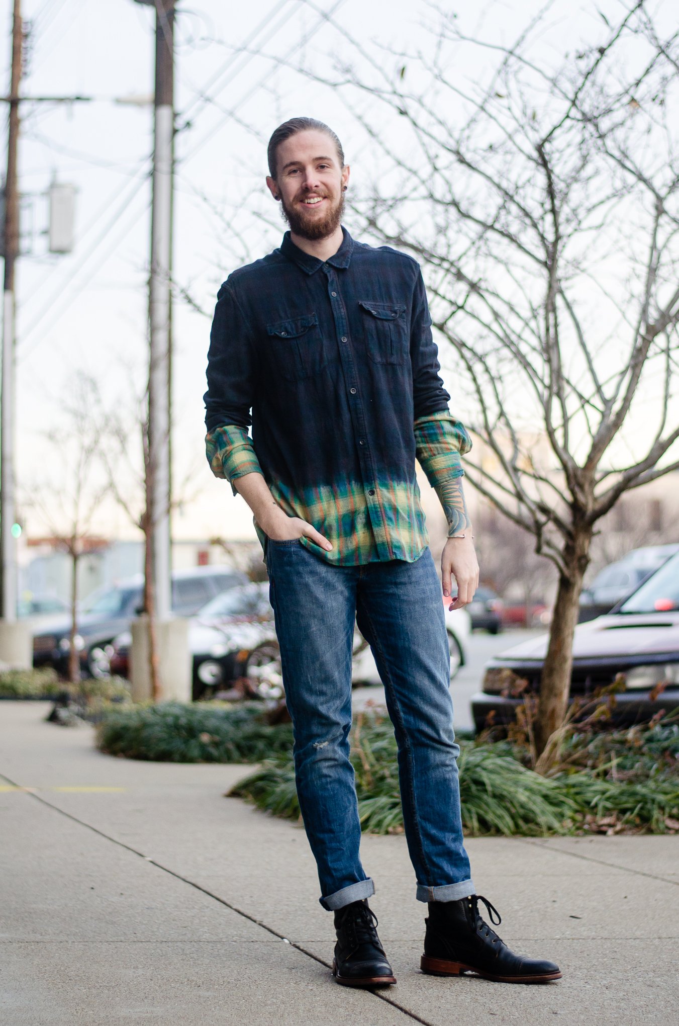 The Kentucky Gent, a Louisville, Kentucky men's fashion and lifestyle blogger, turned twenty five this weekend in Devil's Harvest and Levi's. 