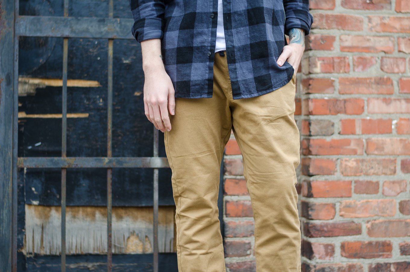 The Kentucky Gent, a Louisville, Kentucky men's life and style blogger, with American Eagle Outfitters on thekentuckygent.com. 